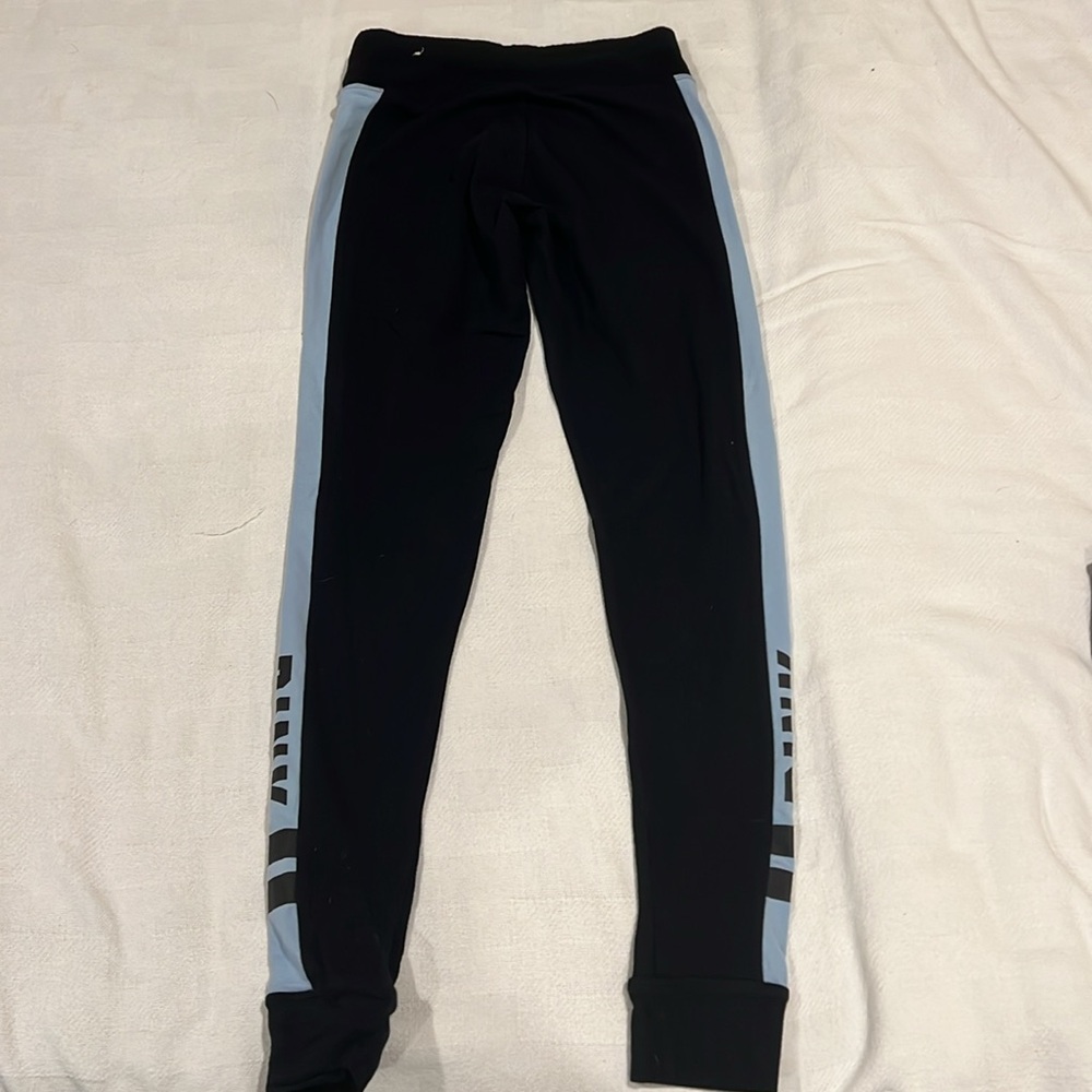 Victoria secret leggings - Picture 4 of 6
